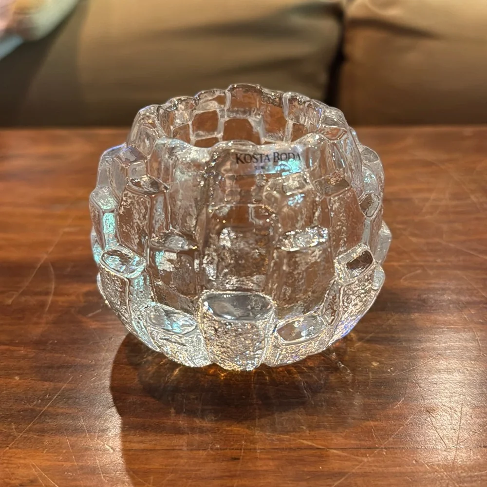 NEW IN BOX Kosta Boda Igloo Crystal Candle Holder Tea Light Sweden Clear NEW NIB
